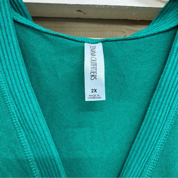 Zenana outfitters Green  Button-Up Cardigan EXCELLENT Size 2X Plus - Picture 5 of 5
